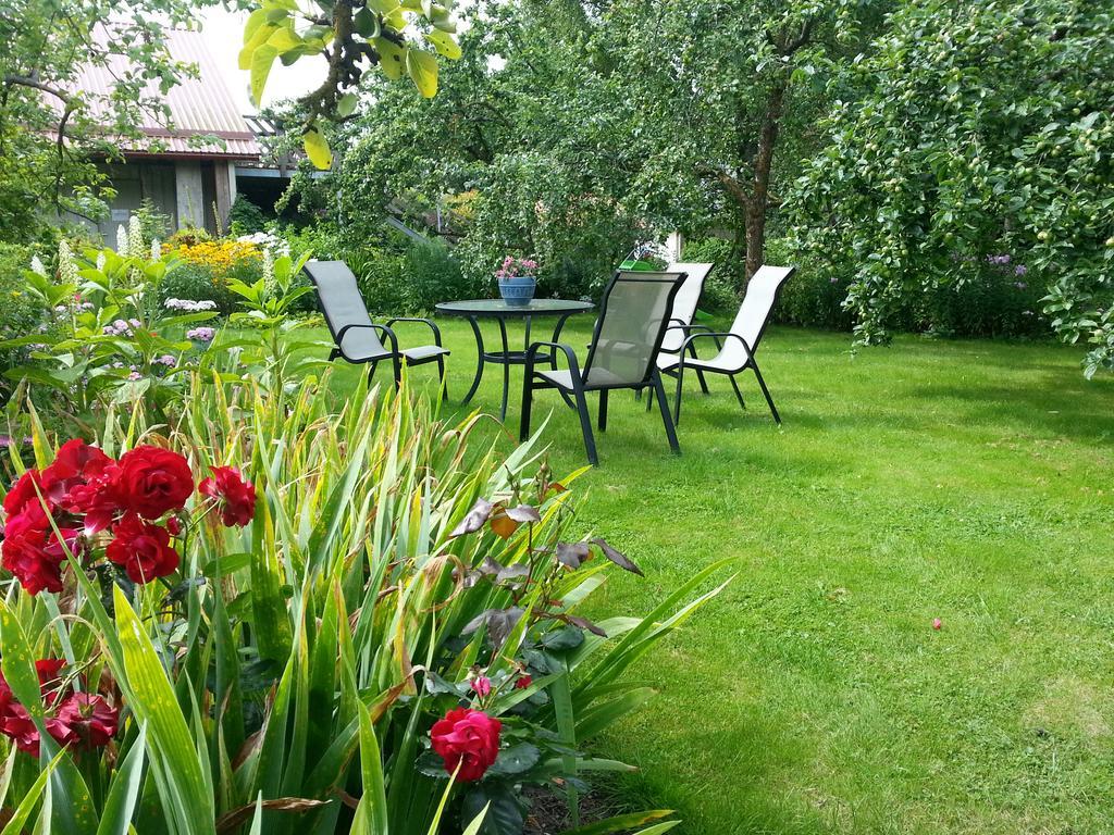 Piibelehe Guest Accommodation Kuressaare Habitación foto